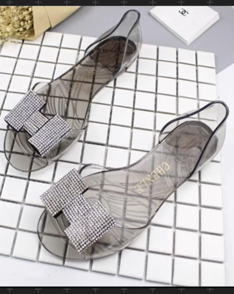 Ro’s Closet Diamond sandals